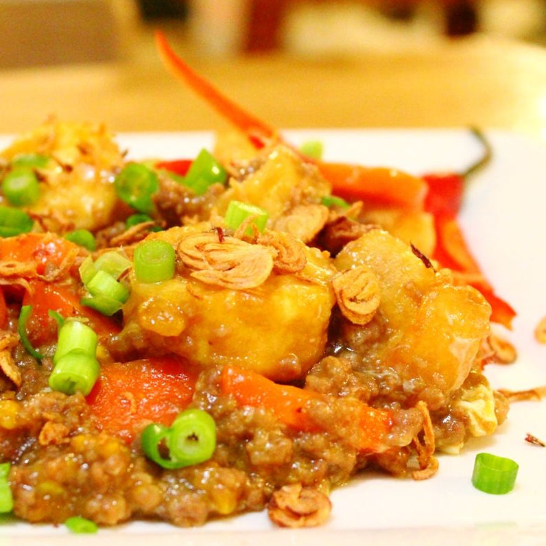 F8. Minced pork with spicy Japanese tofu