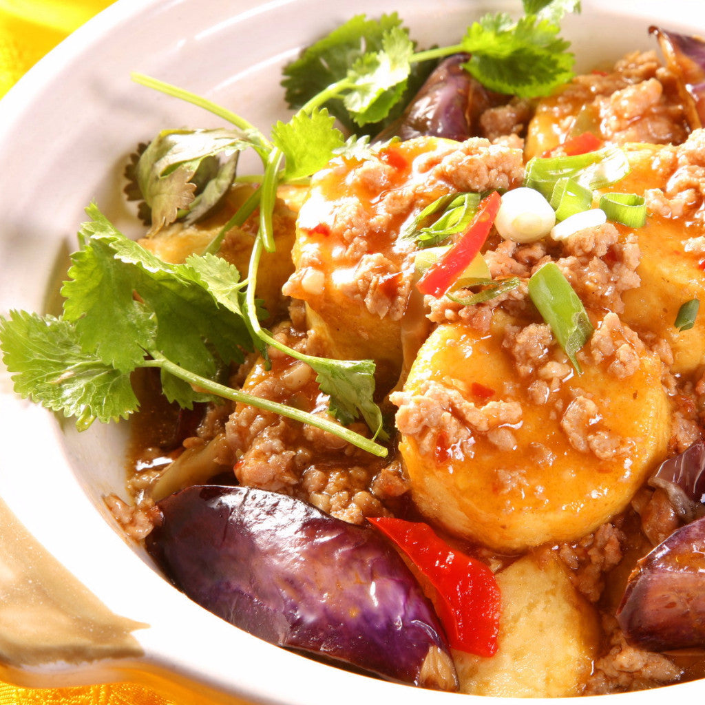 Japanese tofu and eggplant in a pot with minced pork - Restaurant PM